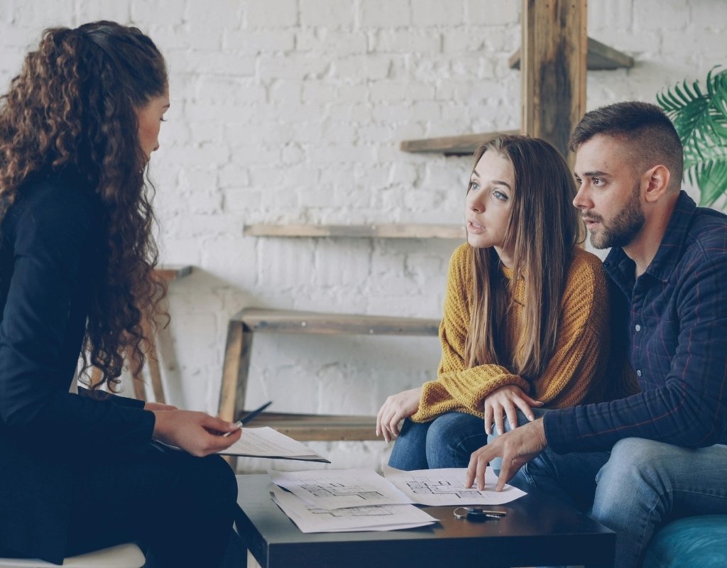 A comfortable counselling office where practical planning and supportive conversations take place.