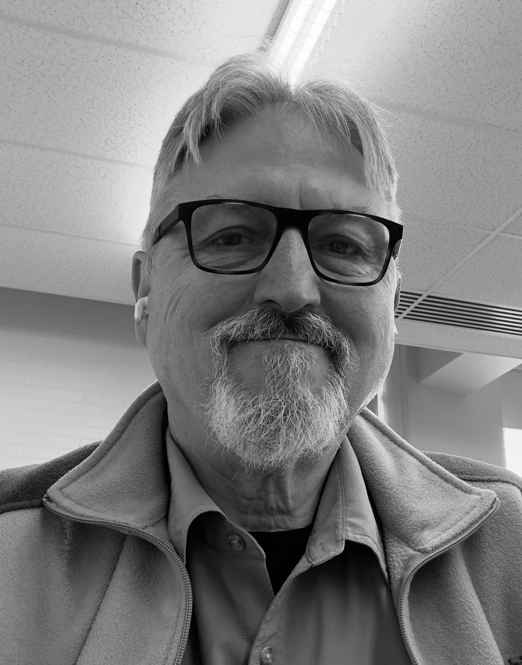 Ali Lienaux, MEd, RSW